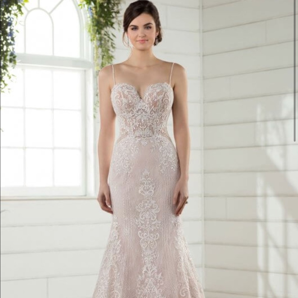 Essence of Australia Wedding Dress ✨ price firm